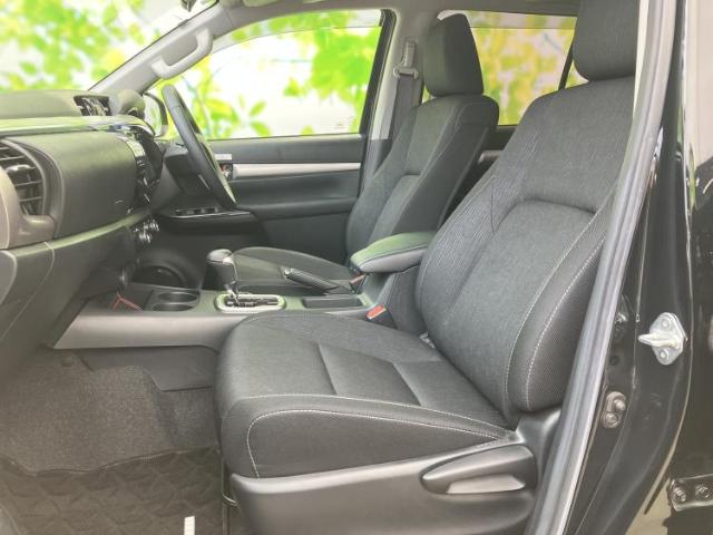 Toyota Hilux 8