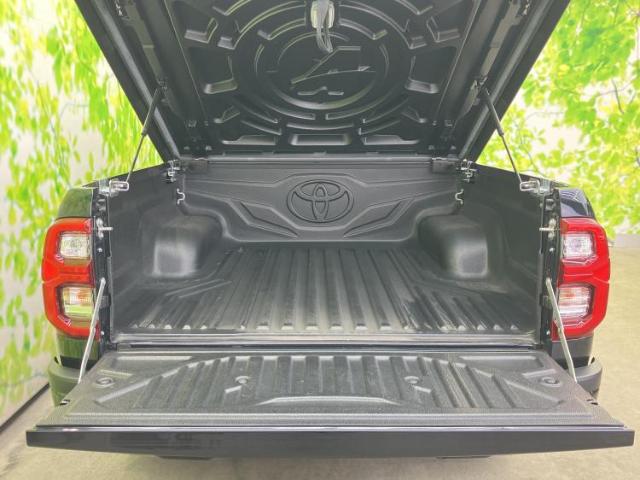 Toyota Hilux 10