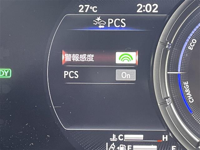 Lexus UX 6