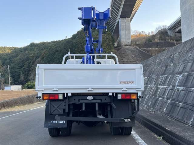 Mitsubishi Fuso Canter 6