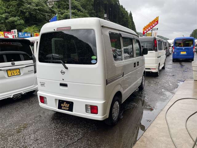 Nissan NV100 Clipper 8