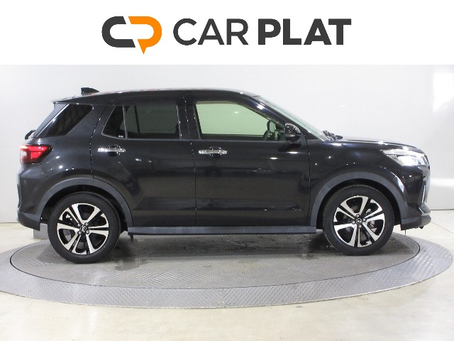 Daihatsu Rocky 7