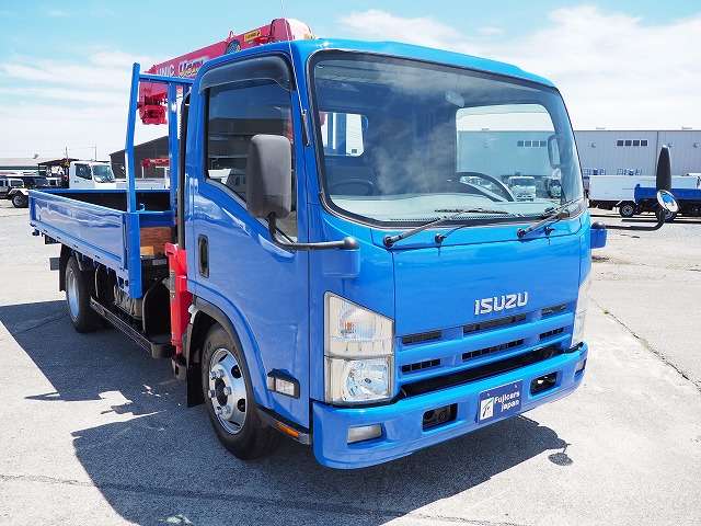Isuzu Elf 4