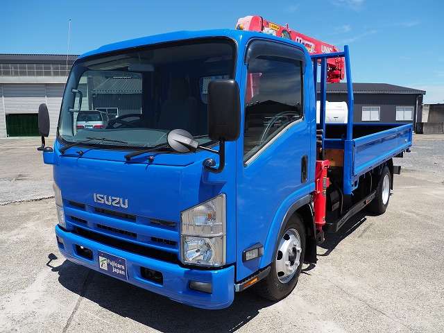 Isuzu Elf 6