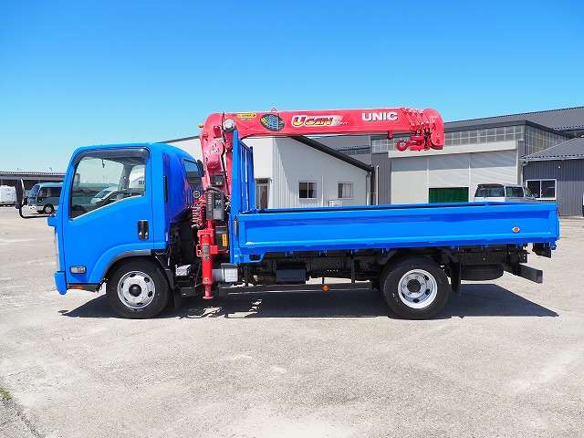 Isuzu Elf 7