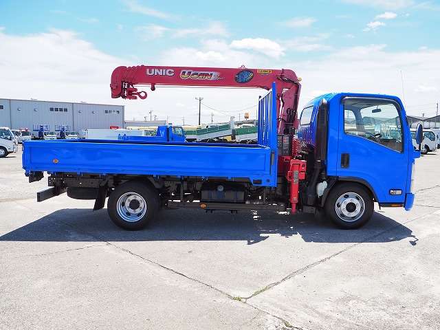 Isuzu Elf 8