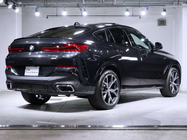 BMW X6 4