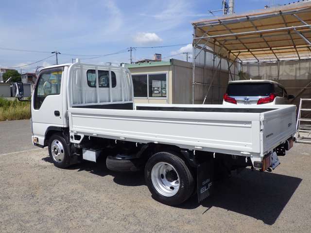 Isuzu Elf 2