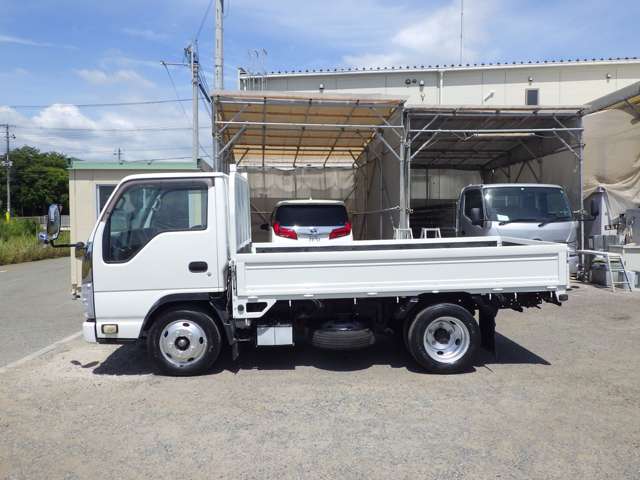 Isuzu Elf 3
