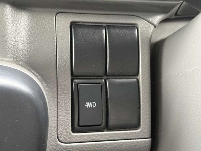 Nissan NV100 Clipper 6