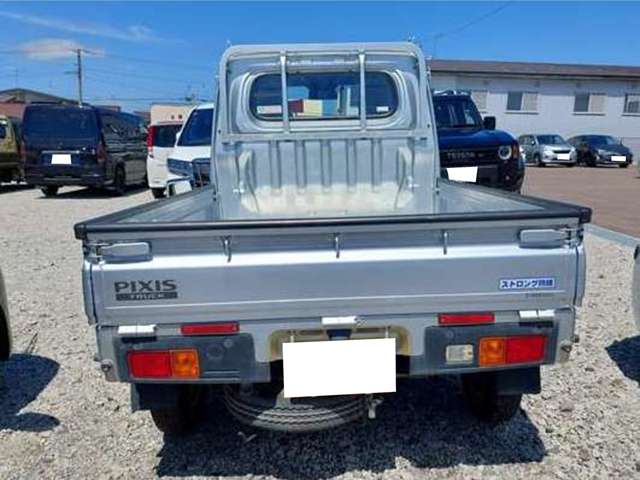 Toyota Pixis Truck 6