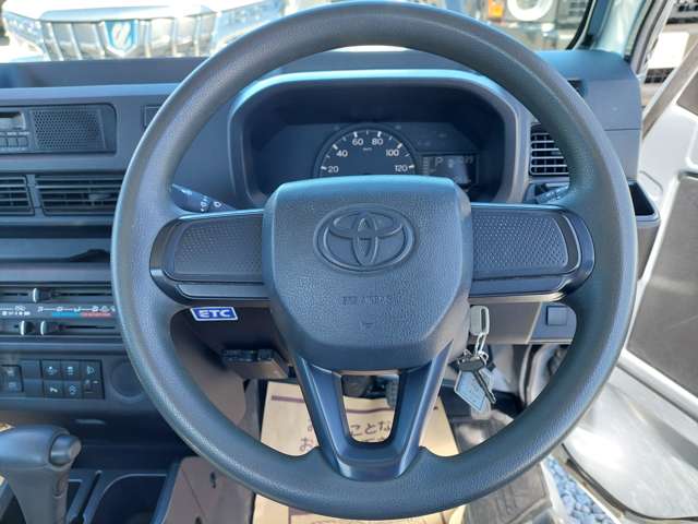 Toyota Pixis Truck 8