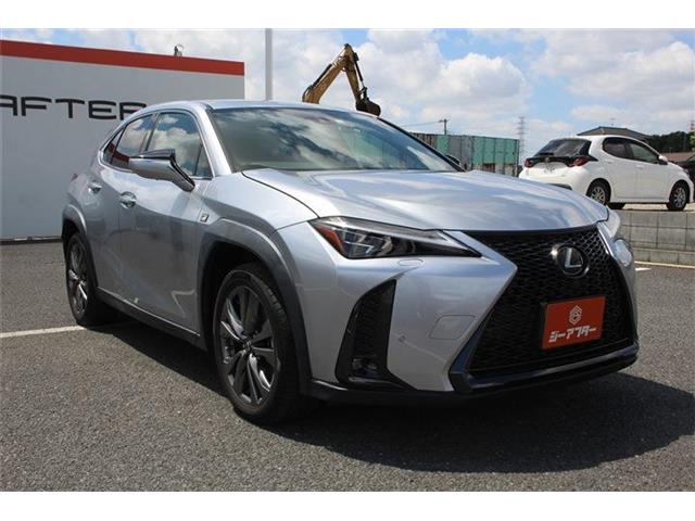 Lexus UX 7