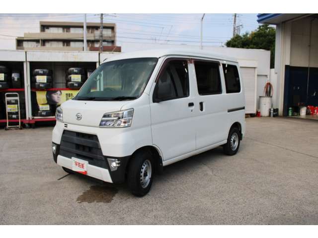 Daihatsu Hijet Cargo 7