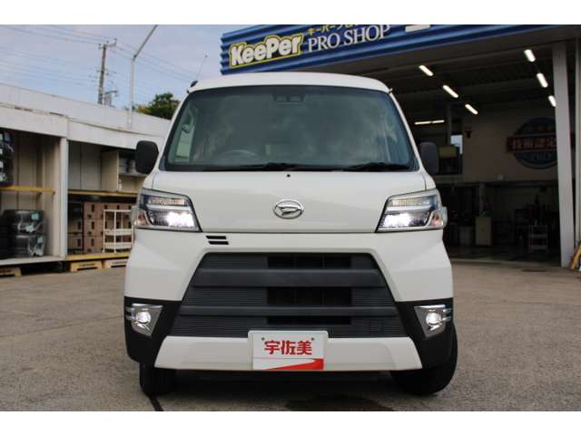 Daihatsu Hijet Cargo 8