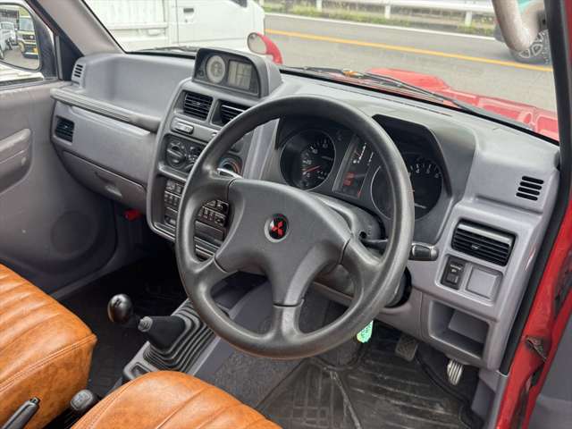 Mitsubishi Pajero Mini 12