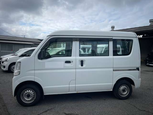 Nissan NV100 Clipper 6