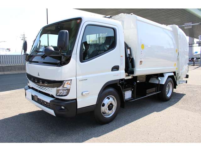 Mitsubishi Fuso Canter 3