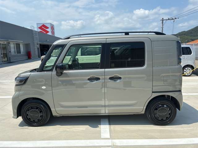 Suzuki Spacia Base 8