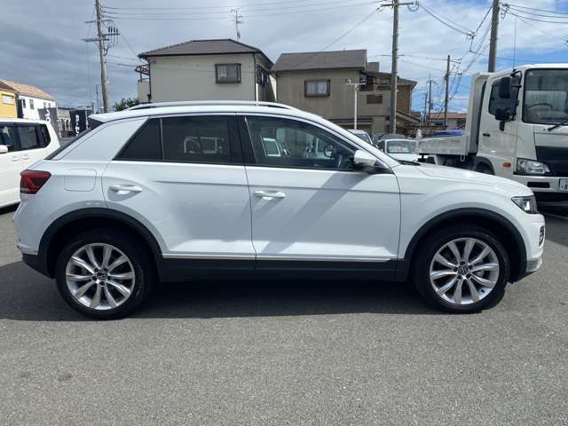 Volkswagen T-Roc 4