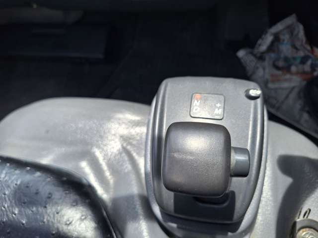 Isuzu Elf 11