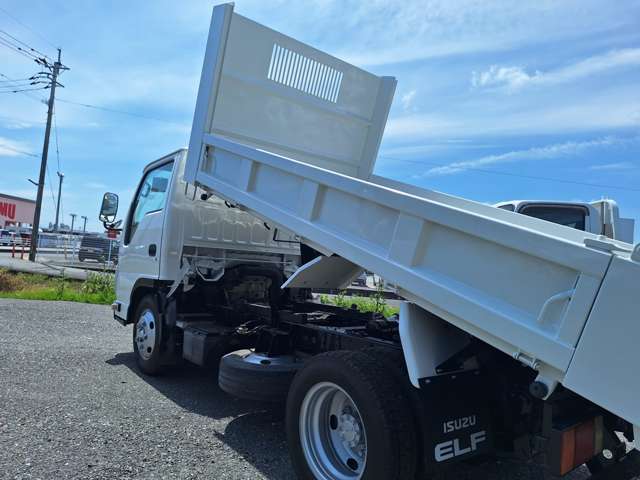 Isuzu Elf 5