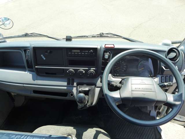 Mitsubishi Fuso Canter 2