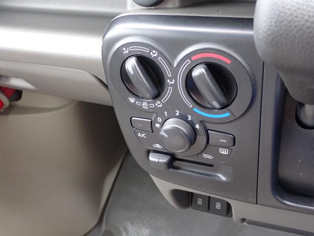 Suzuki Every 11