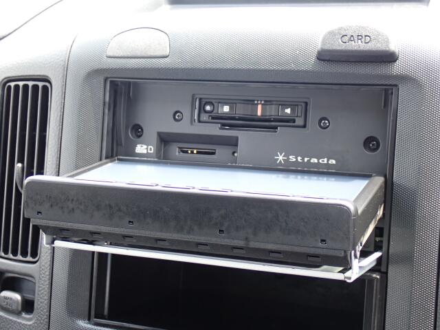 Nissan AD 10
