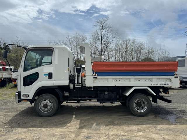 Isuzu Forward 3