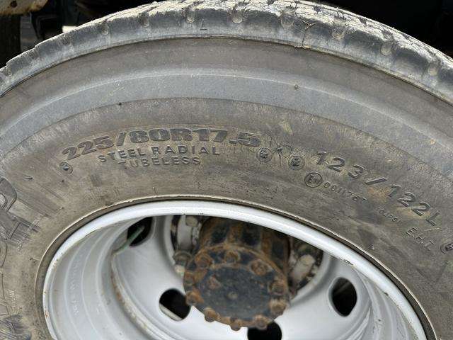 Isuzu Forward 8