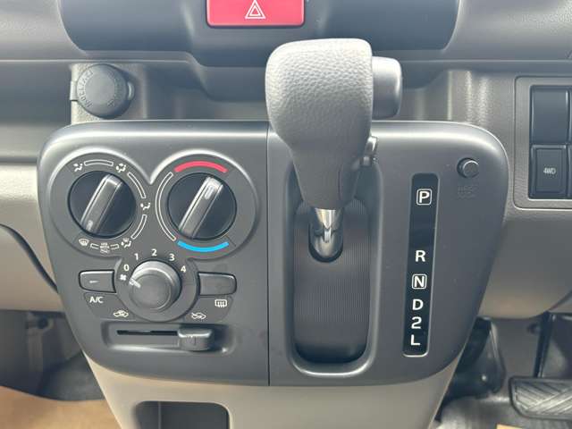 Suzuki Every 8