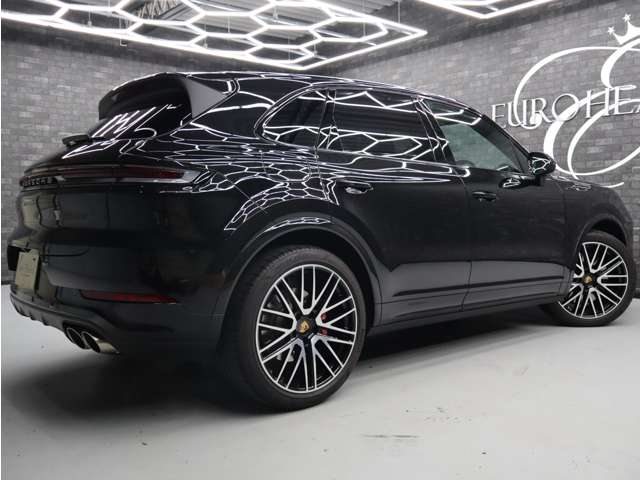 Porsche Cayenne 2