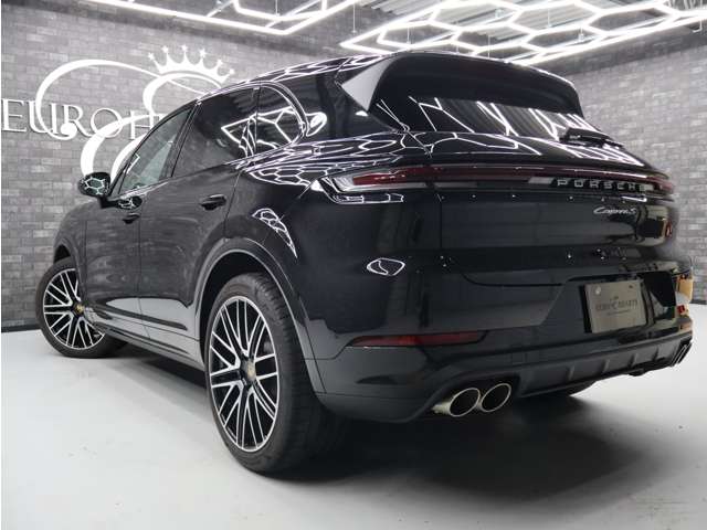 Porsche Cayenne 6