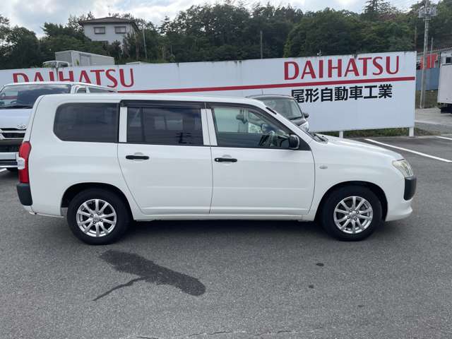 Toyota Probox Van 8
