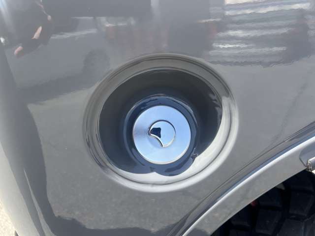 Suzuki Jimny 10
