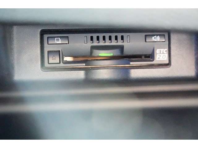 Toyota Harrier 12