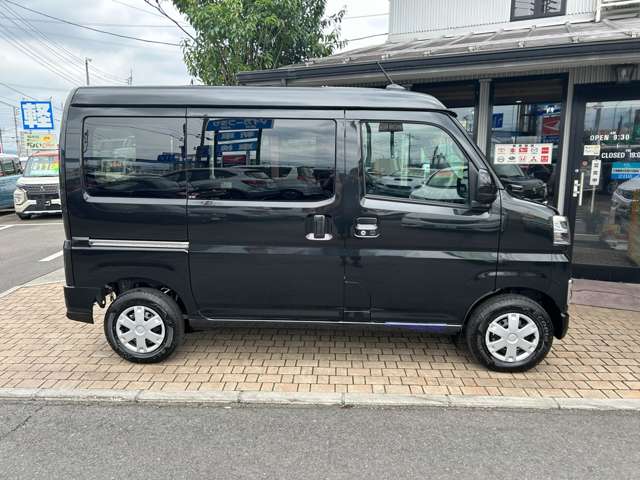 Daihatsu Hijet Cargo 8