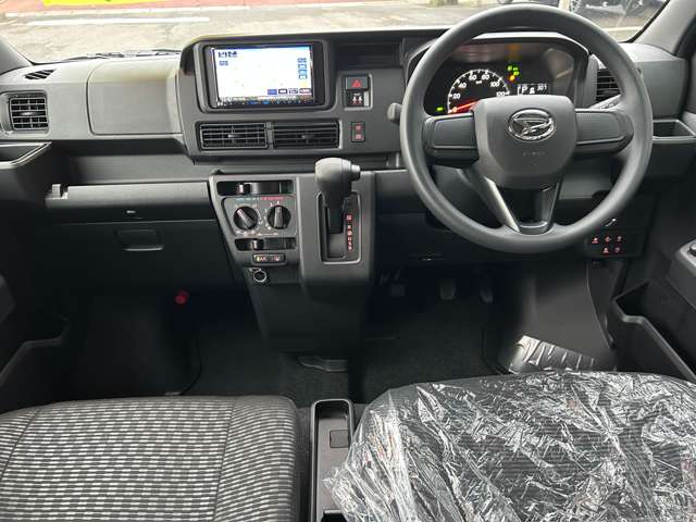 Daihatsu Hijet Cargo 9