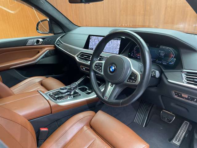 BMW X7 5
