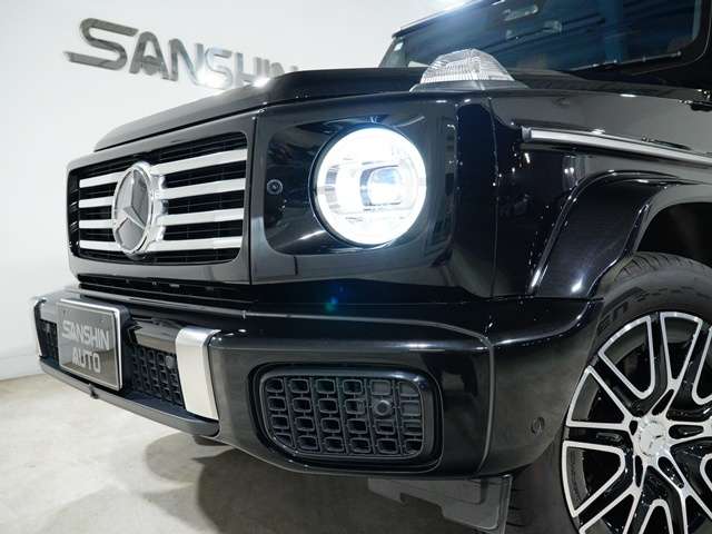 Mercedes-Benz G-Class 11
