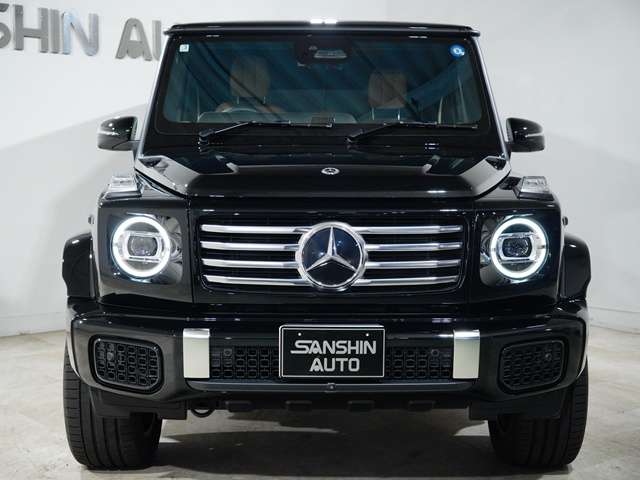 Mercedes-Benz G-Class 4