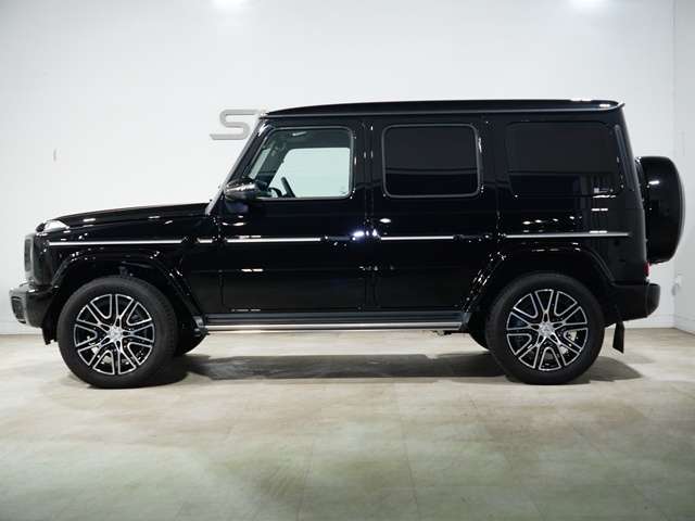 Mercedes-Benz G-Class 5