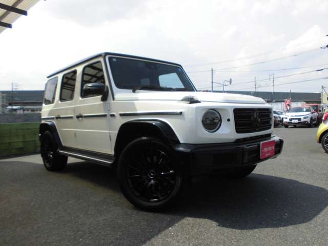 Mercedes-Benz G-Class 4