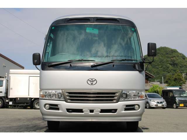 Toyota Coaster 2