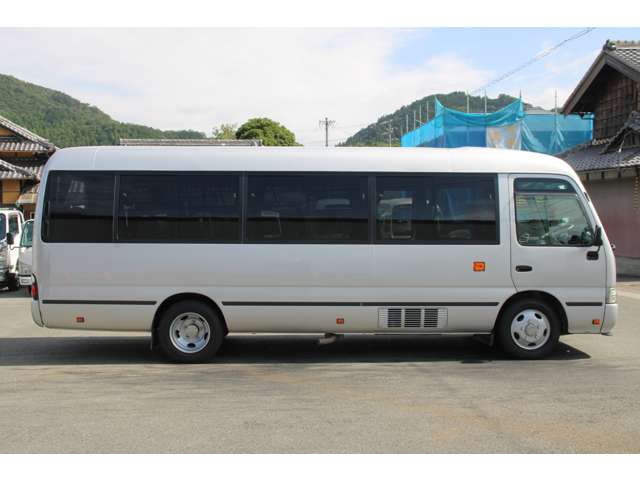 Toyota Coaster 5