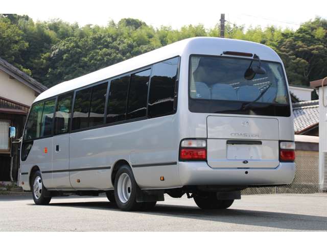 Toyota Coaster 6