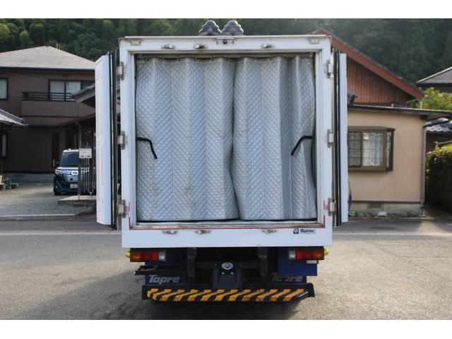 Mitsubishi Fuso Canter 10