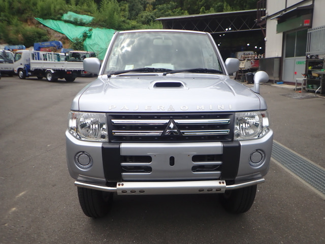 Mitsubishi Pajero Mini 5