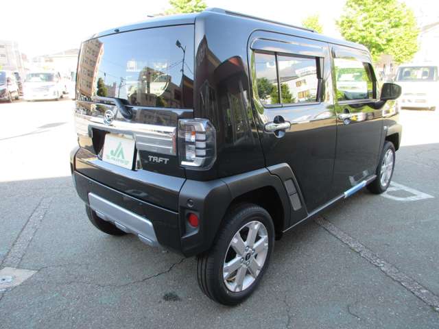 Daihatsu Taft 5